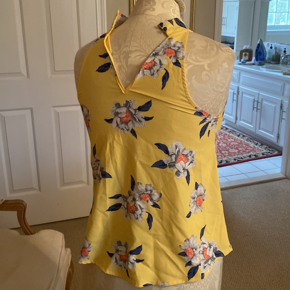 Tank - Picture 3 of 3